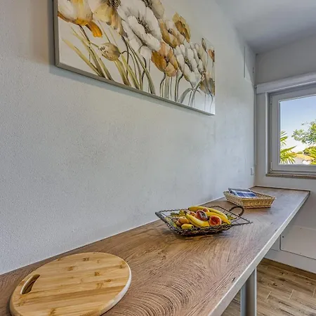 דירה Jozefina Luxury, 100 M From The פורץ