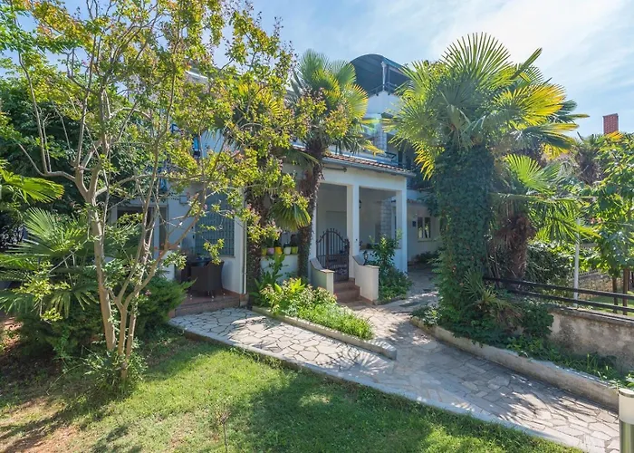 Jozefina Luxury, 100 M From The Apartament